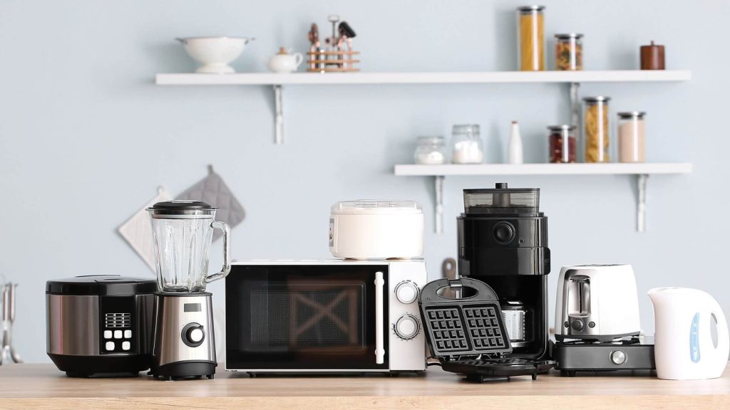 Does an Appliance Use Electricity When Plugged In? (Must Know This ...