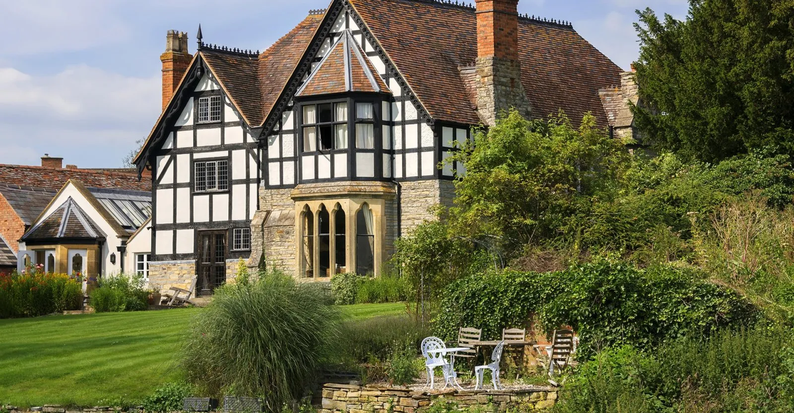 What Were Tudor Houses Roofs Made Of Contemporary Structures what-were-tudor-houses-roofs-made-of-contemporary-structures