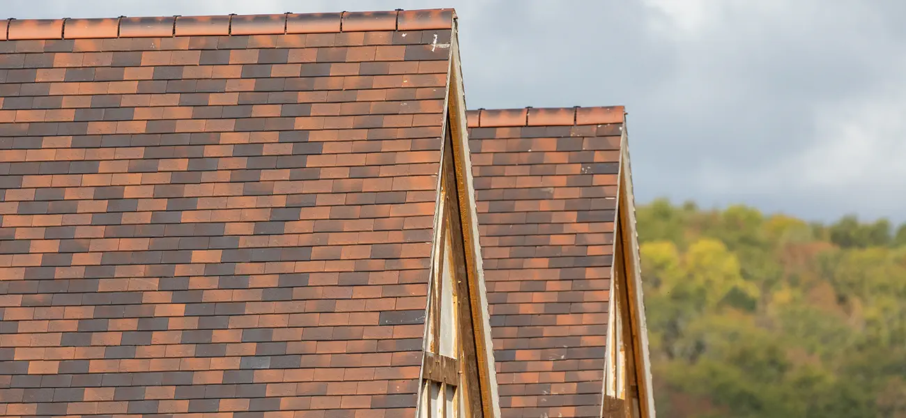 should roof tiles be nailed down uk