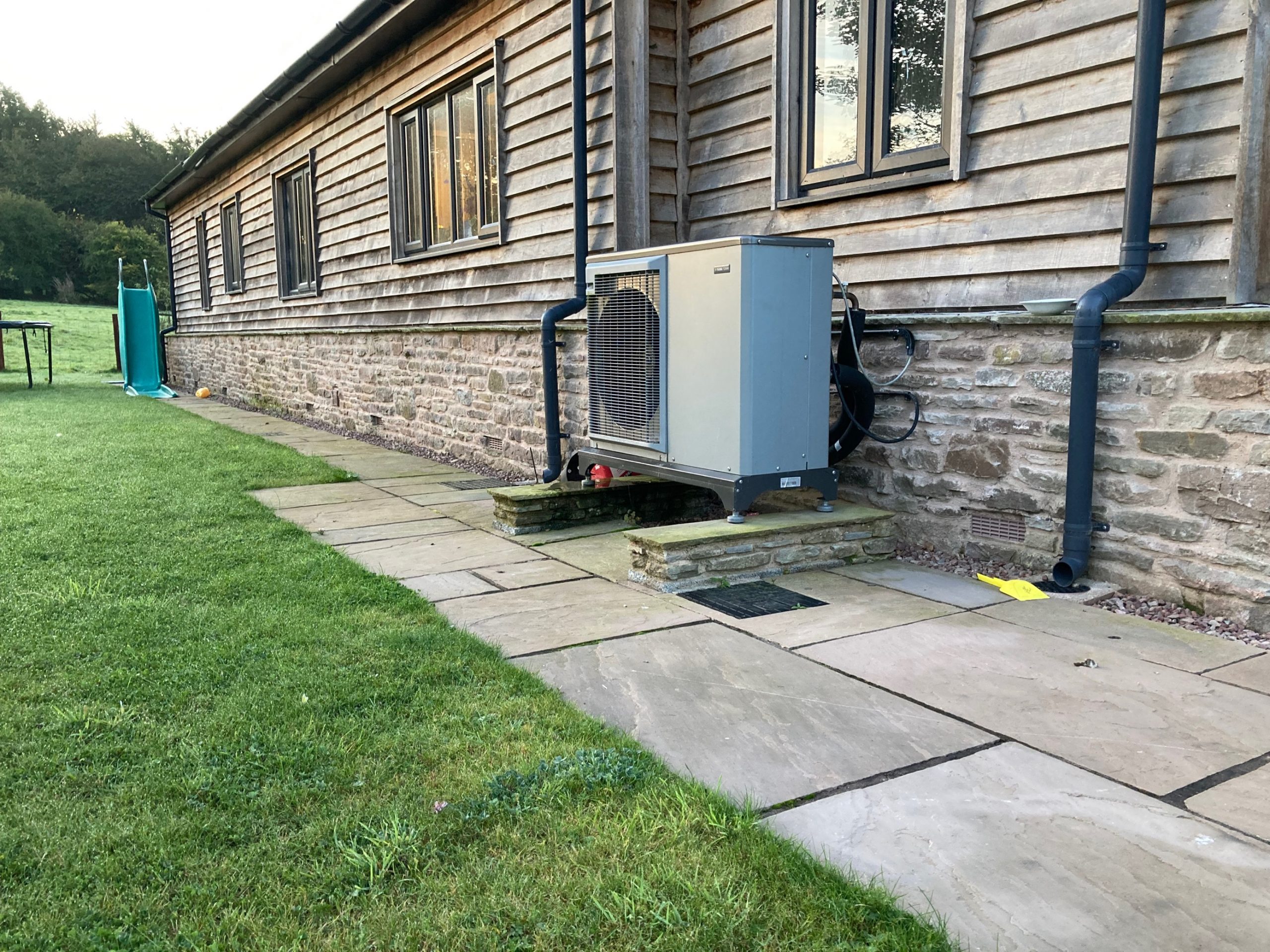 what size air source heat pump