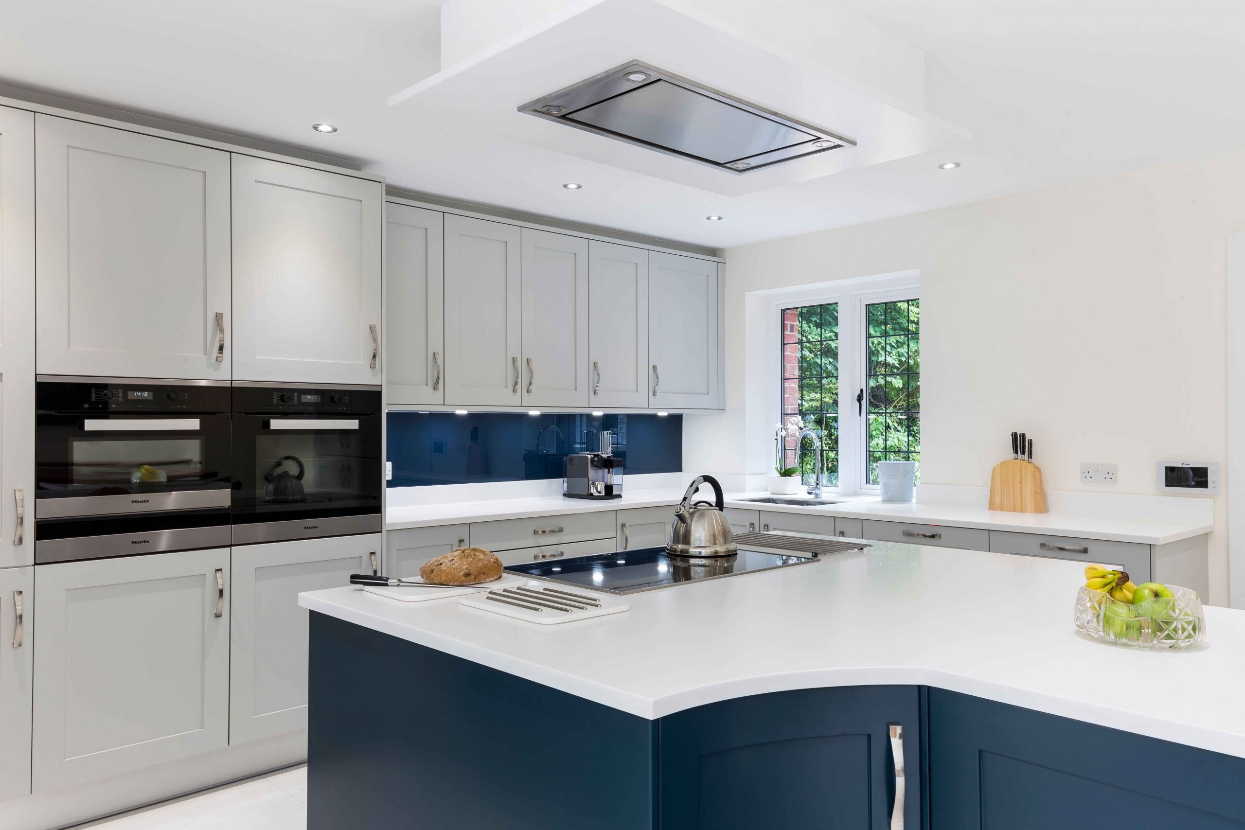 does a kitchen need an extractor fan