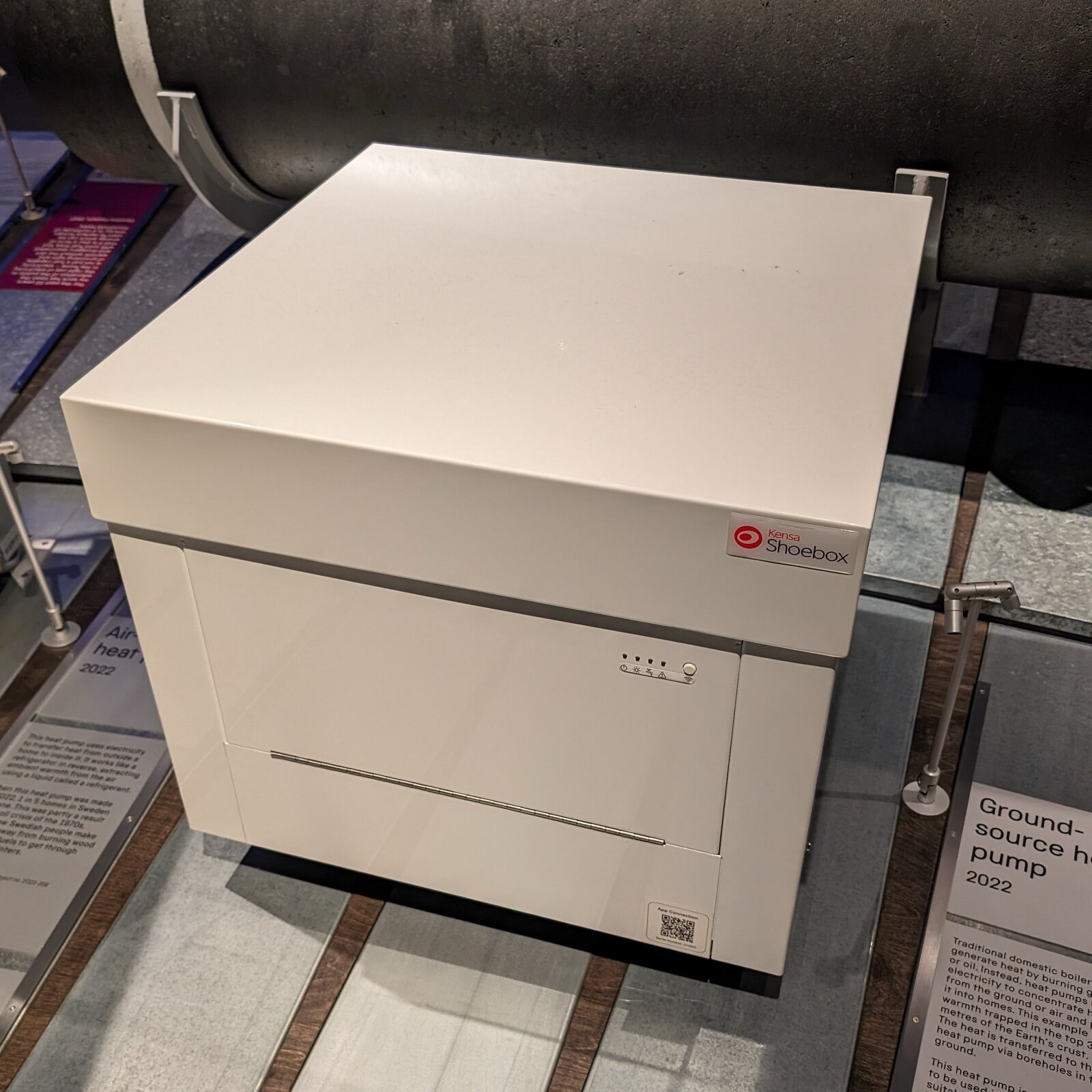 Kensa Shoebox ground source heat pump unit on display