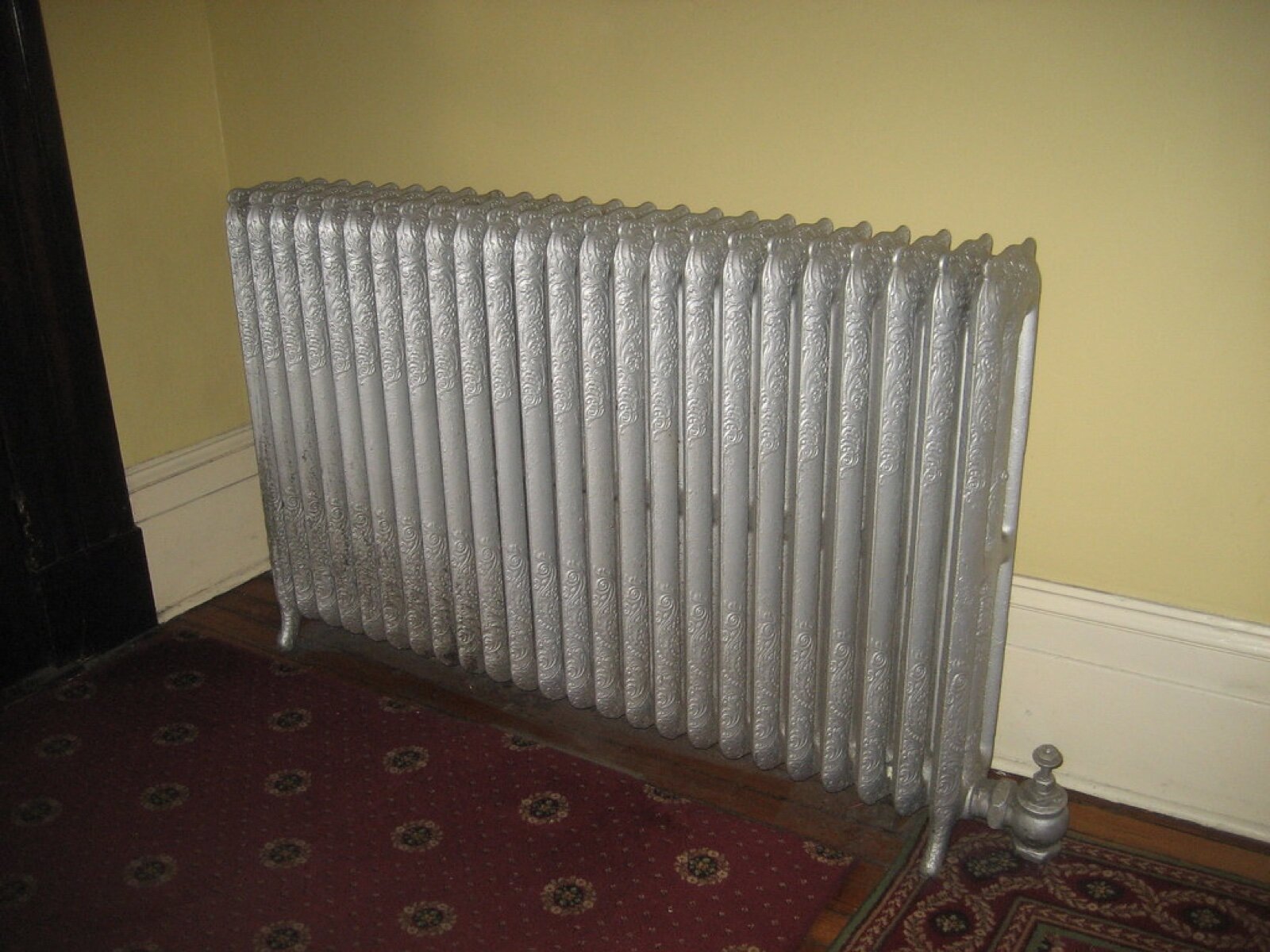 Cast iron column radiator in a period room
